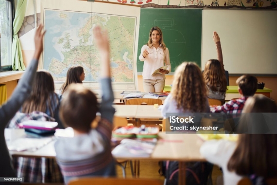 Concorso docenti 2016: gli ammessi con riserva potranno stabilizzare la propria posizione professionale. Possibilit&agrave; di stabilizzazione anche per coloro che hanno avuto la revoca del ruolo.
