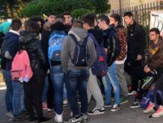 Il metodo correttivo imposto agli studenti dell&rsquo;IPSIA &ldquo;G.Giorgi&rdquo;: un modus operandi estraneo al ruolo educativo della scuola e alle caratteristiche democratiche e costituzionali del nostro Paese.